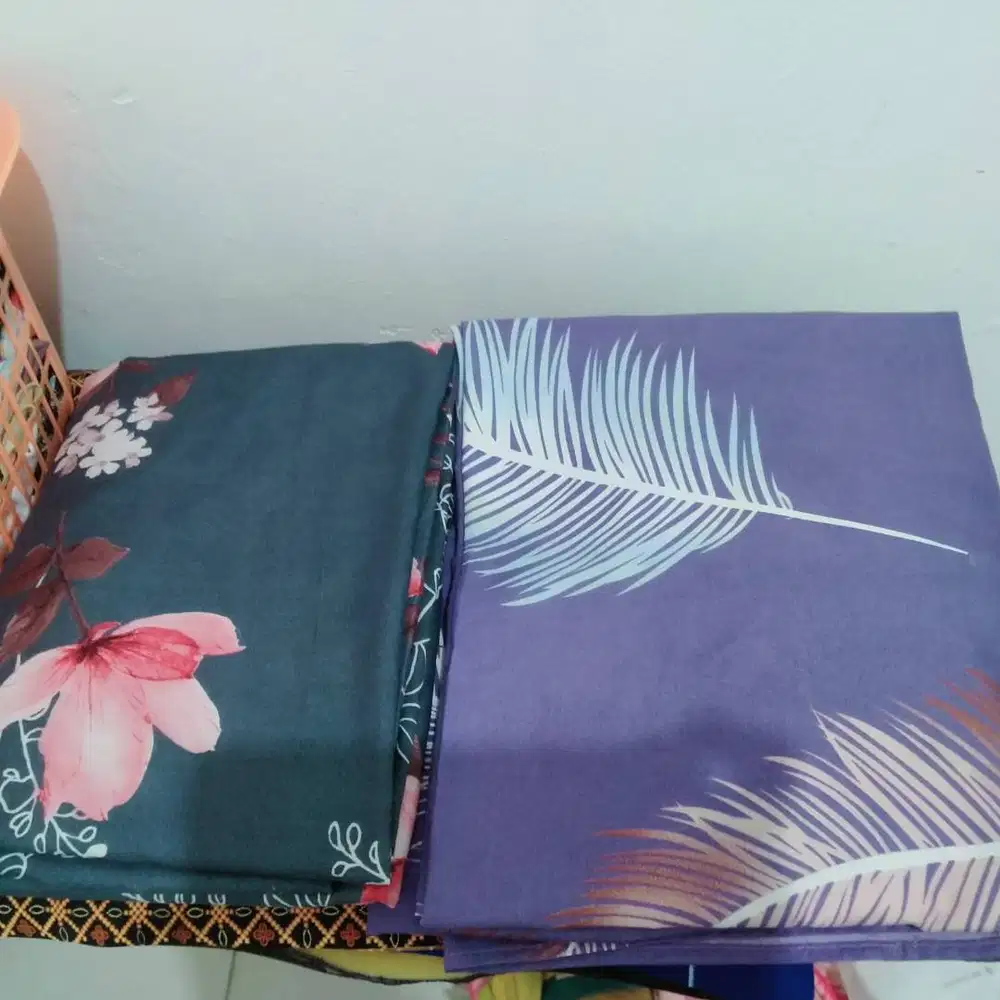 sprei second kondisi baik