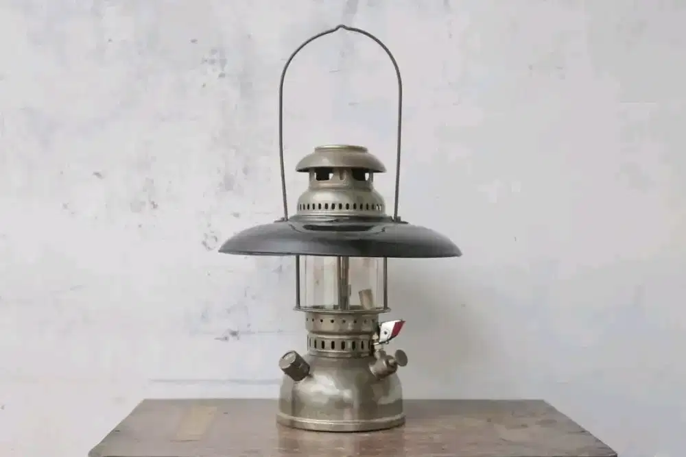 Lampu Petromax lawas