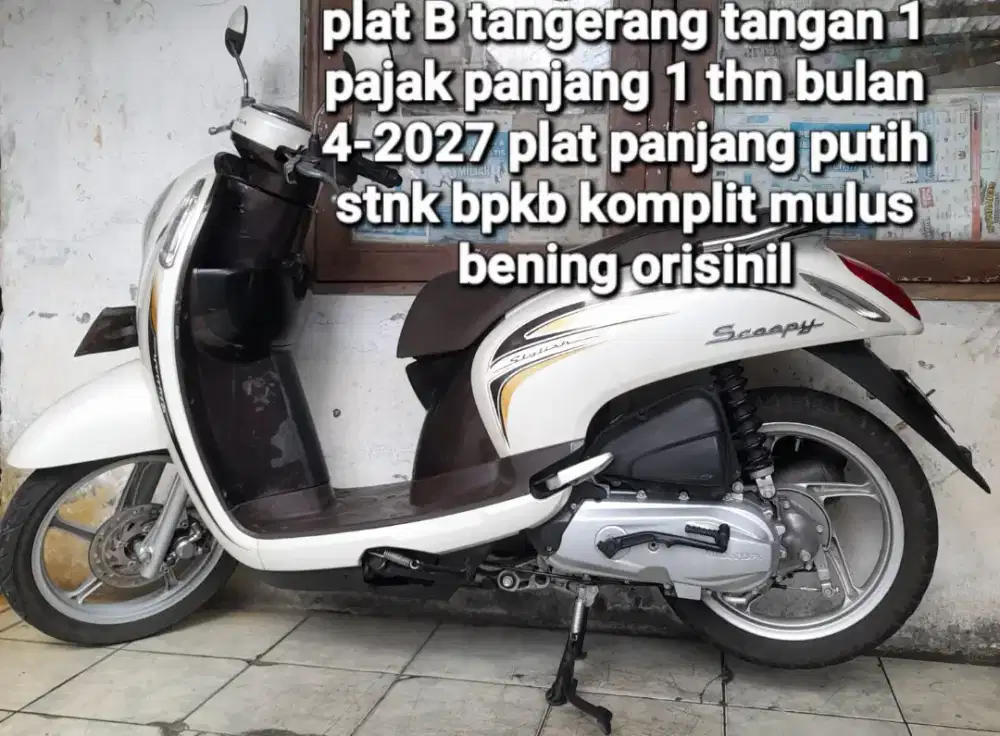 Honda scoopy f1 2013 cw asli cream coklat Plat tangerang tangan 1
