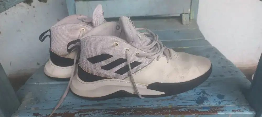 Sepatu fashion pria uk 44