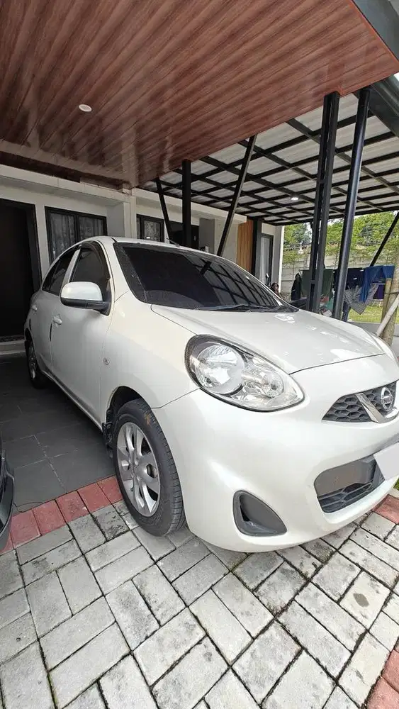 Nissan March 1.2 L AT 2016 Putih