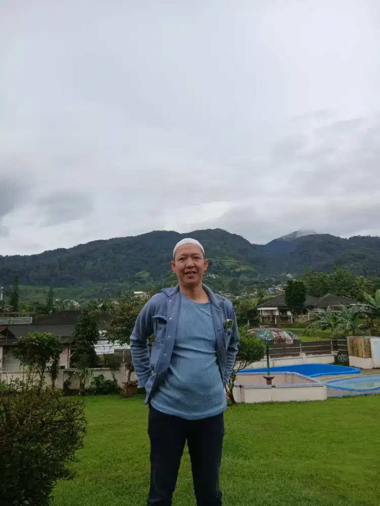 Lagi mencari pekerjaan driver/supir pribadi...SIM A dan SIMA C ada ...