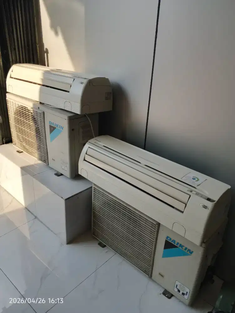 Ac Daikin 1 pk masih original dari baru