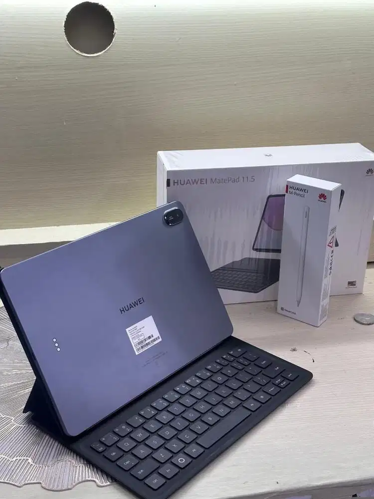 Huawei Matepad 11.5 8/256gb Fullset Mulus + Pen + Keyboard.
