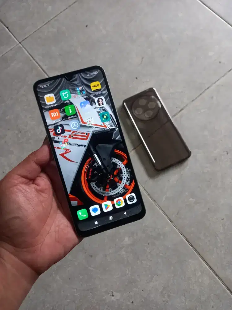 POCO C75 NFC (6+6/128)