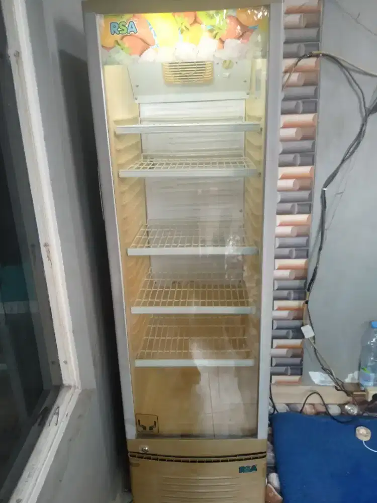 Kulkas showcase 5 rak merk RSA normal jual cepat 1.3 juta