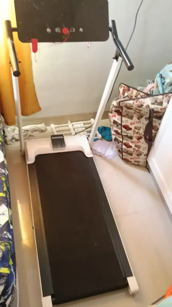 Treadmill elektrik lipat (NEGO)