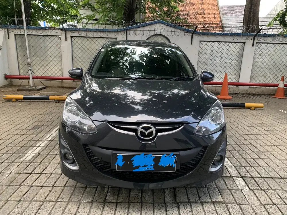 DIJUAL – Mazda 2 2013 Low KM | Full Service Mazda Resmi | First Hand