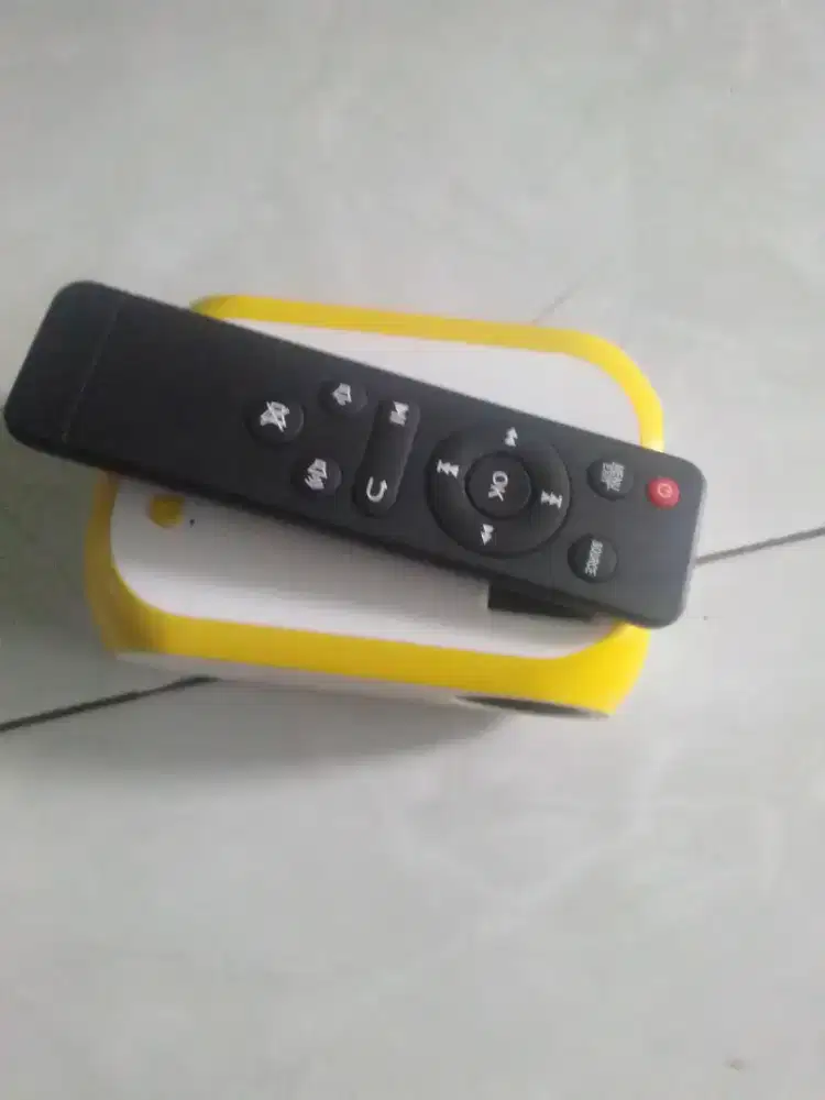 Proyektor Mini masih bagus