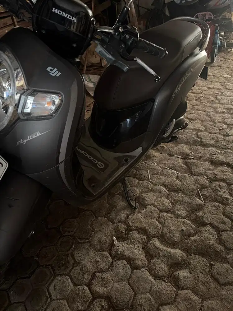 Motor scoopy 2020 nego