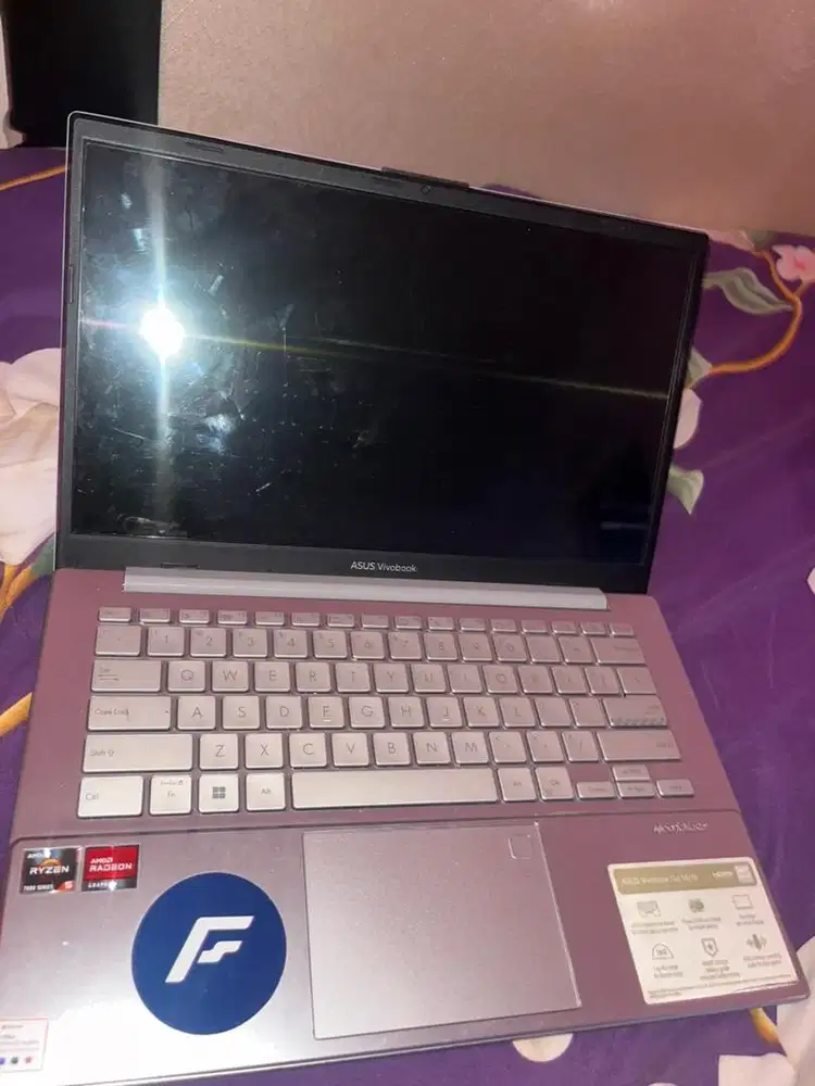 Di jual laptop asus vivobook rayzen 5