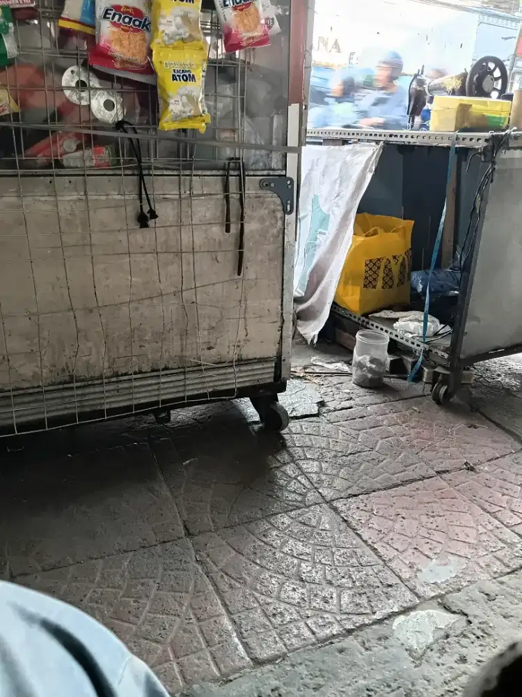 Terima jasa jahit/ permak dan terima obras