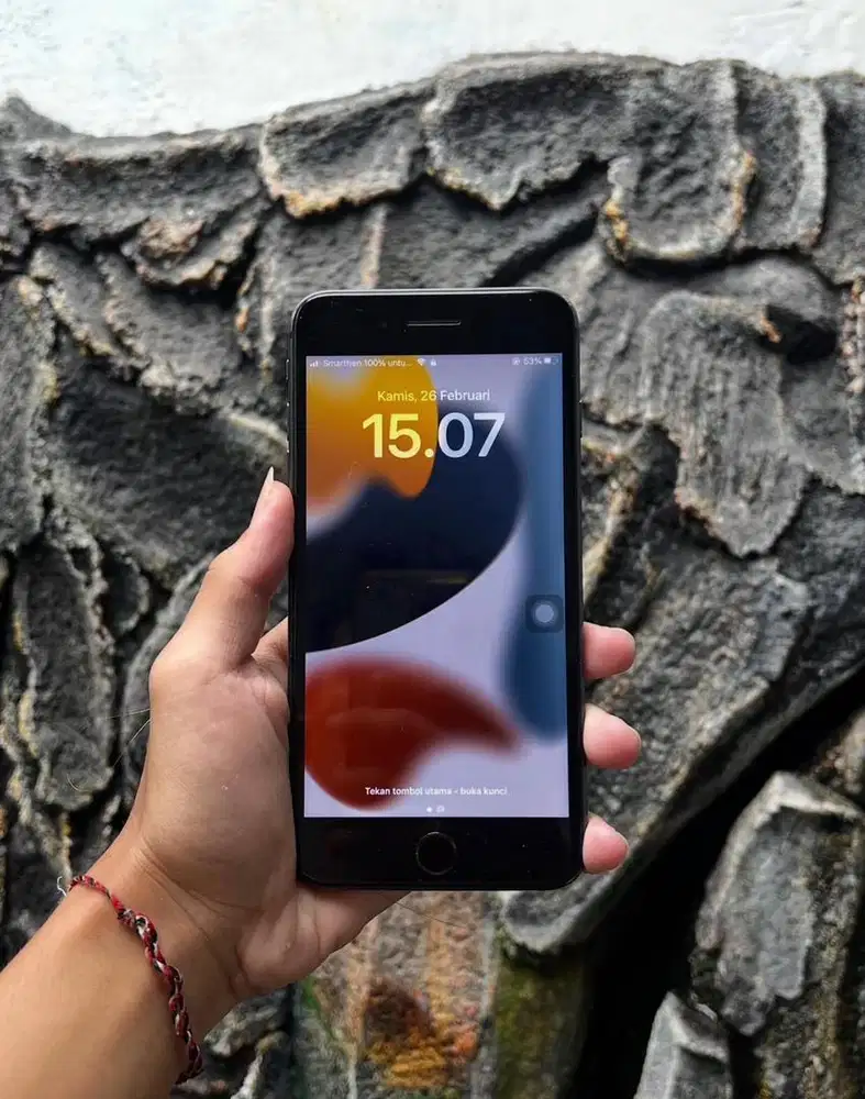 Iphone 8 plus ibox bukan inter