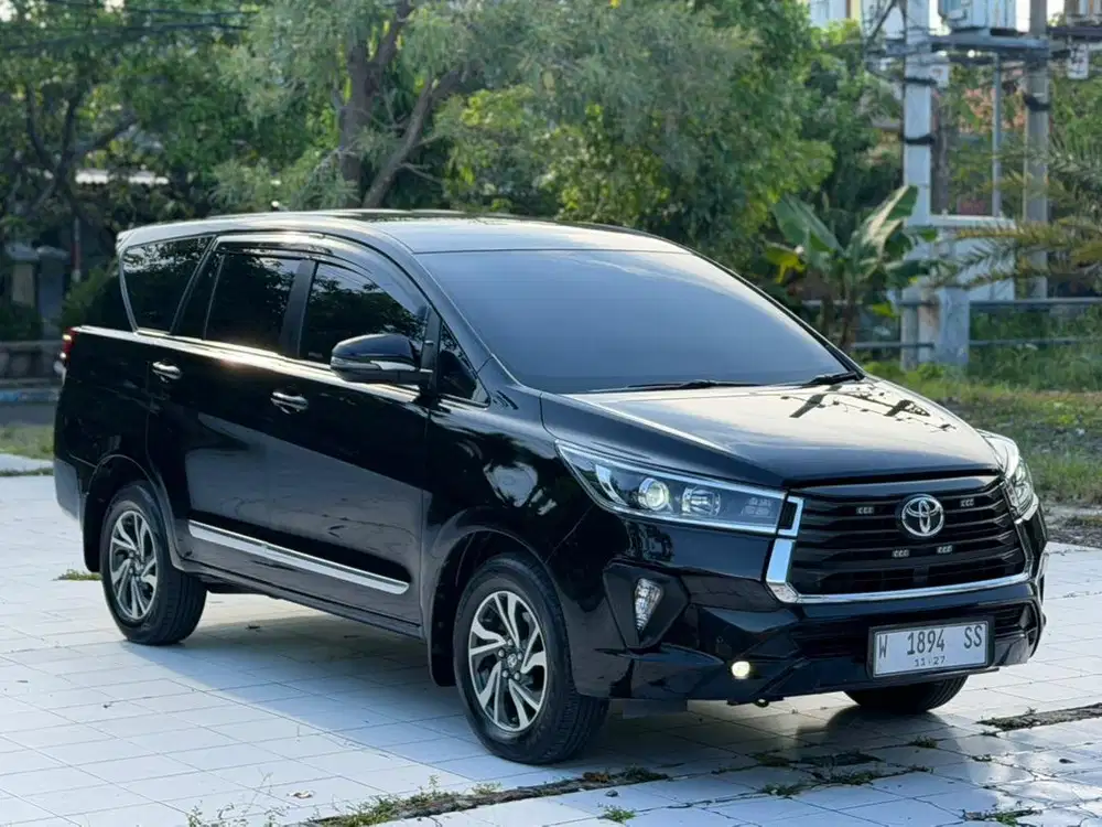 TOYOTA KIJANG INNOVA REBORN 2022 2.4 V SOLAR AT