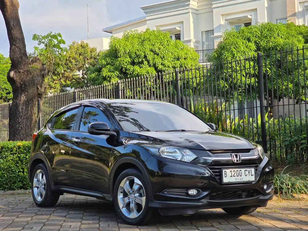 TDP 27.JT| HRV E CVT 1.5 AT 2017 HITAM ISTIMEWA TERAWAT!! HR-V E