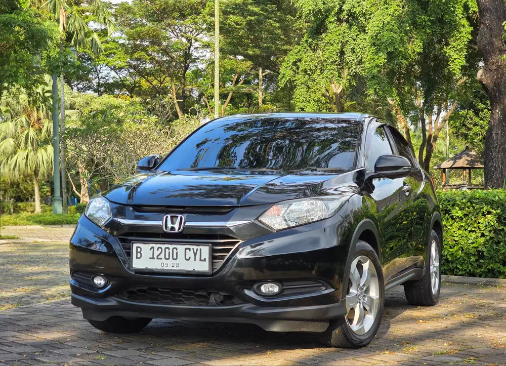 TDP 27.JT NEGO| HRV E CVT 1.5 AT 2017 HITAM ISTIMEWA!! HR-V E