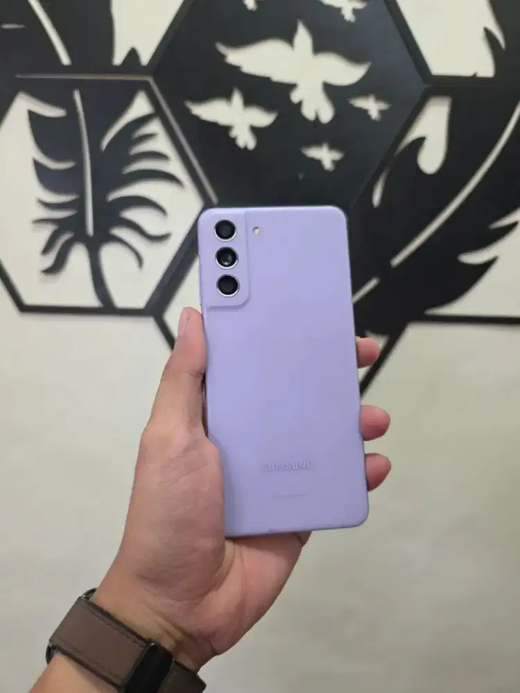 Samsung S21 FE 5G 8/256 Gb Sein Fullset Nominus