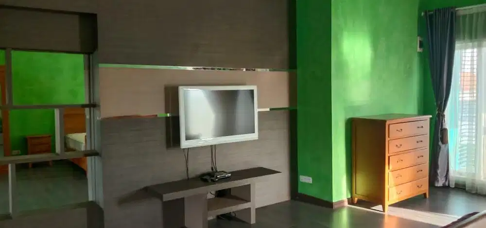 Rumah di villa bukit tirtyasa