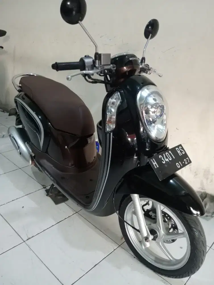 HONDA SCOOPY 2016