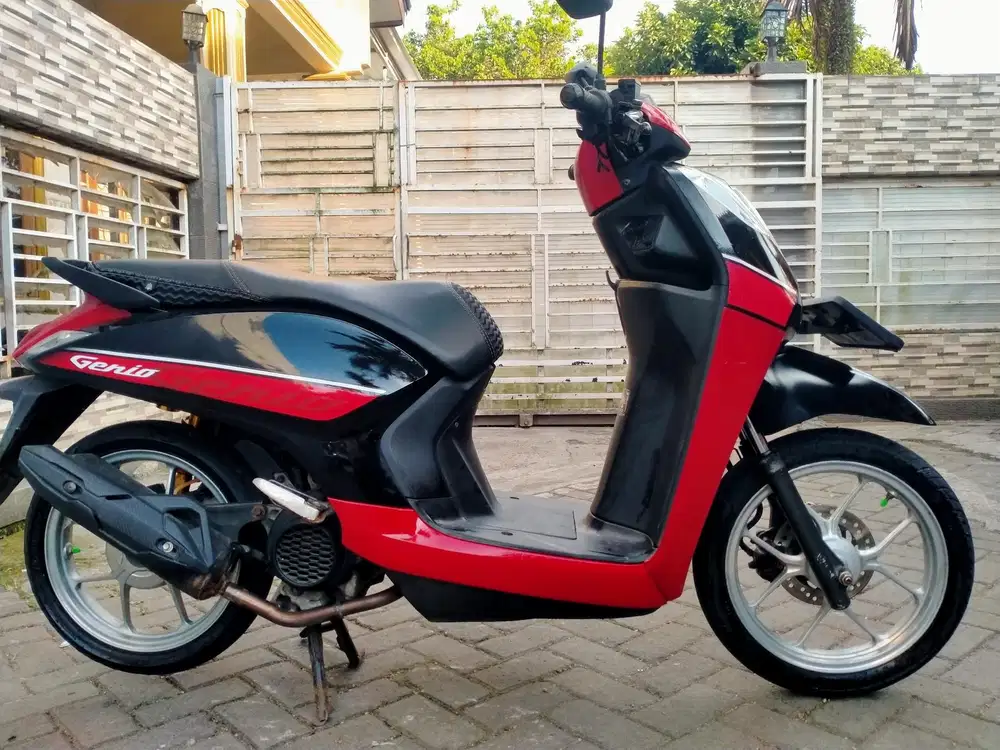 Honda Genio lengkap motor sehat walafiat keterangan detail dibawah