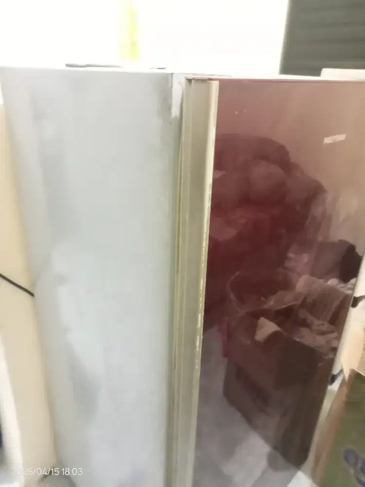 Kulkas Polytron 1 pintu