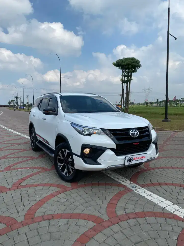 TOYOTA FORTUNER VRZ TRD 2.4 DIESEL TURBO 2018