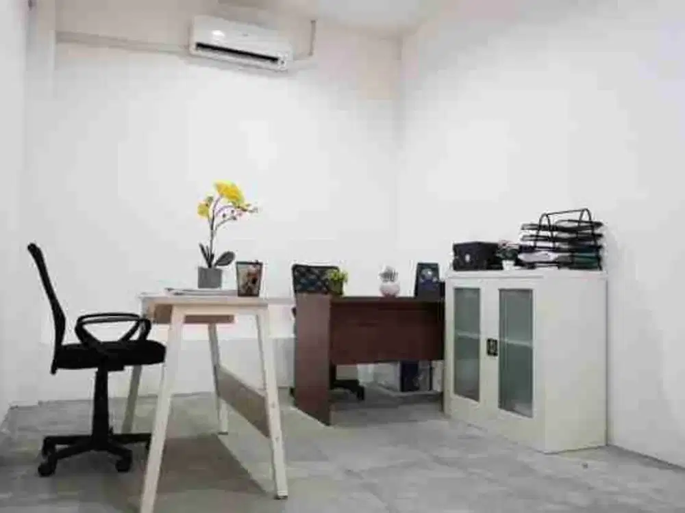 Dijual Rumah Usaha di Jalan Raya Wiyung Surabaya