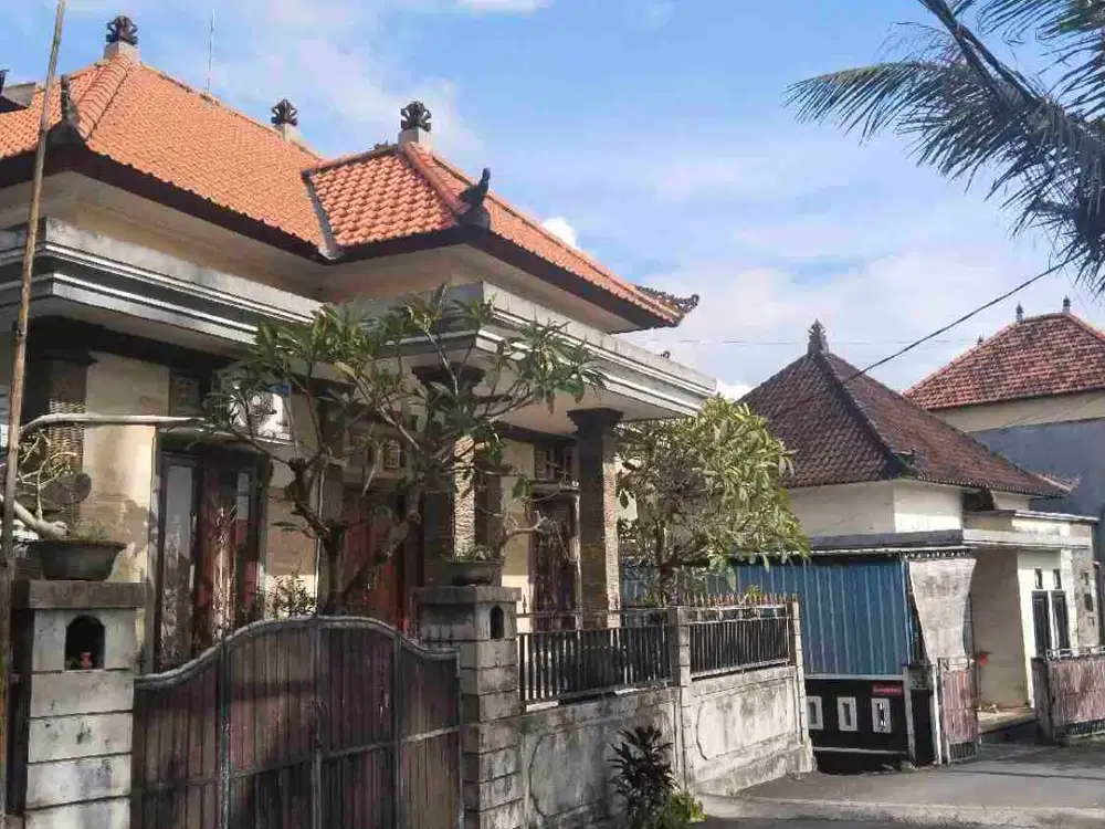 Disewakan rumah minimalis bersih dan nyaman view sawah di lingkungan Br batu aji