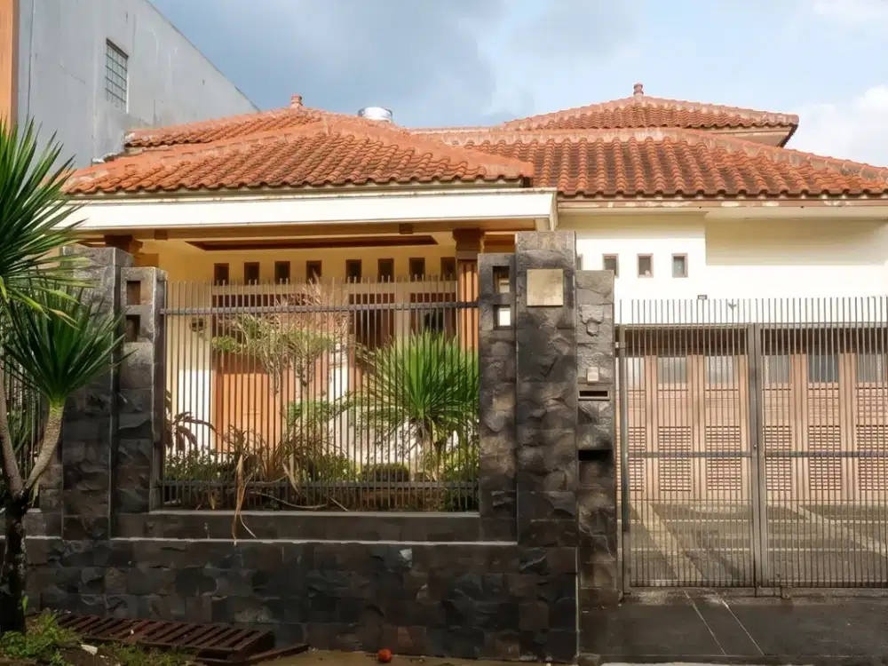 Rumah Mewah Setra Indah Utara – LB 600 m², 5 KT, Parkir 4 Mobil