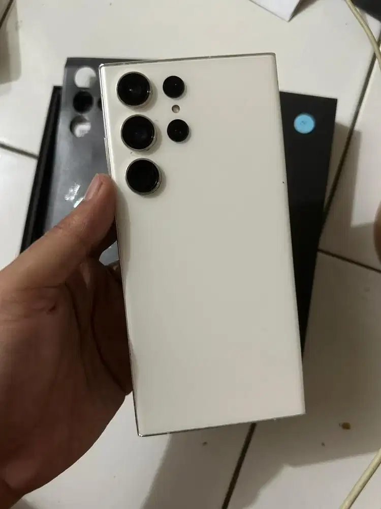 Samsung S23 Ultra 256gb Sein