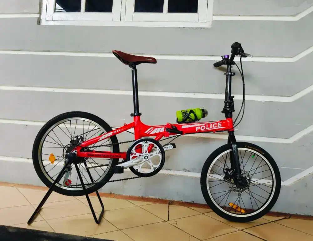 Sepeda lipat merek police texas uk'20 hrg 850rb net kondisi baik