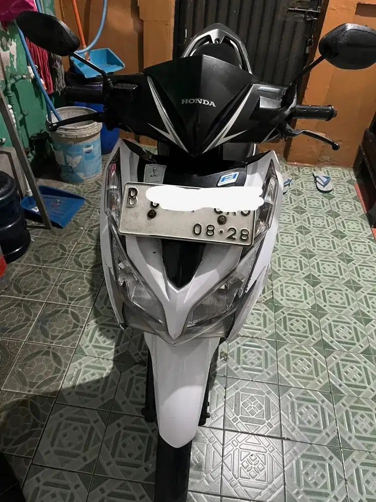 Dijual Motor Vario 125 tahun 2013