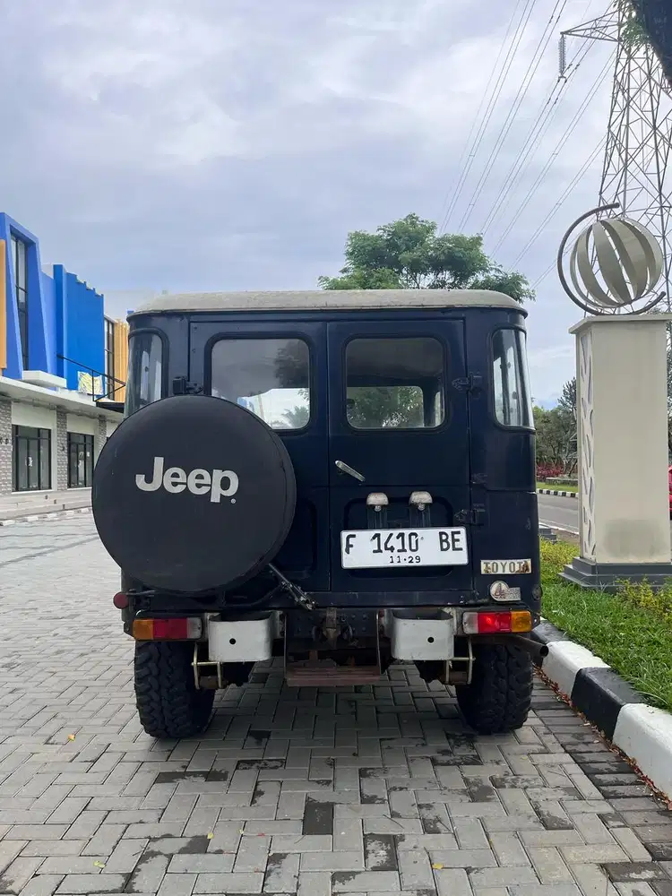Toyota Hard Top 1977 Bensin