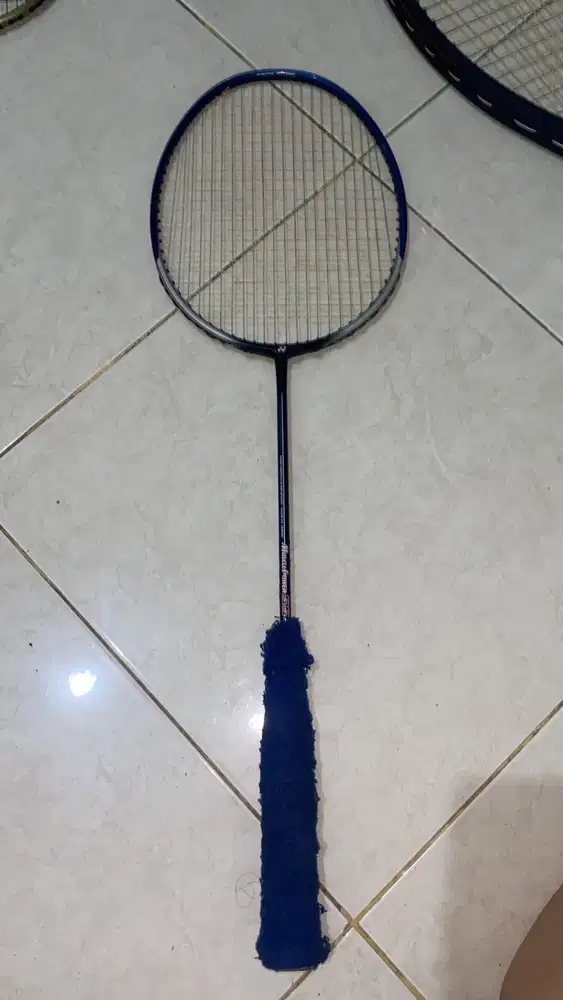 Raket yonex carbonex made in taiwan dan raket muscle power 55  japan