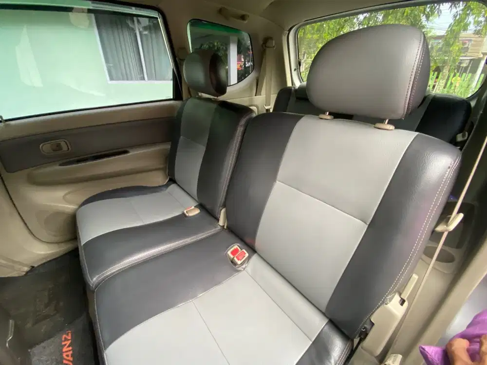 Toyota Avanza 2011 Bensin