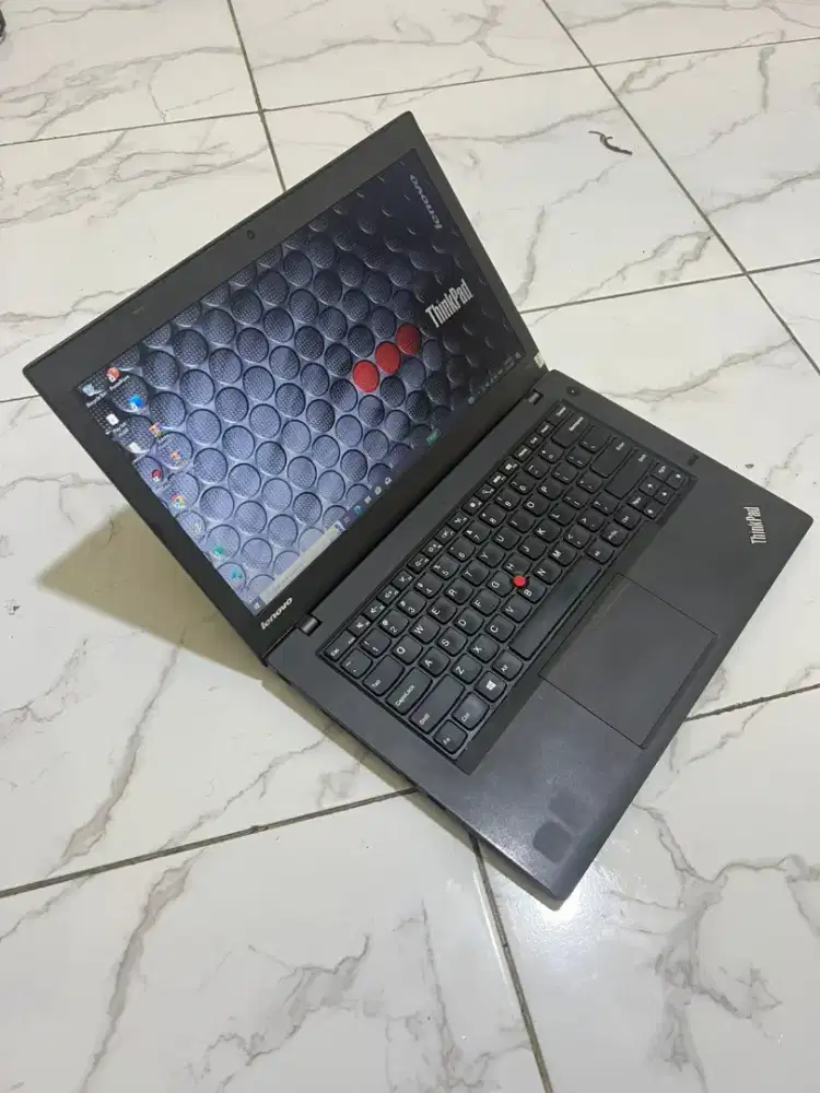 No.11

Lenovo ThinkPad T440 Siap Pakai