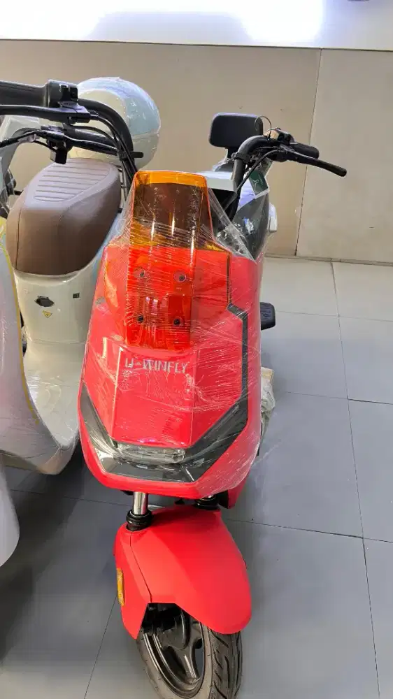 SEPEDA LISTRI UWINFLY M60 LITIUM