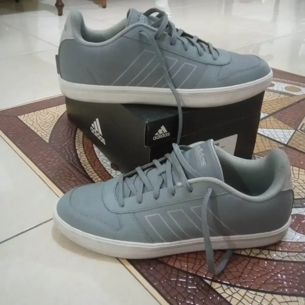 Sepatu Adidas Aztecx size 44⅔ / 28,5CM