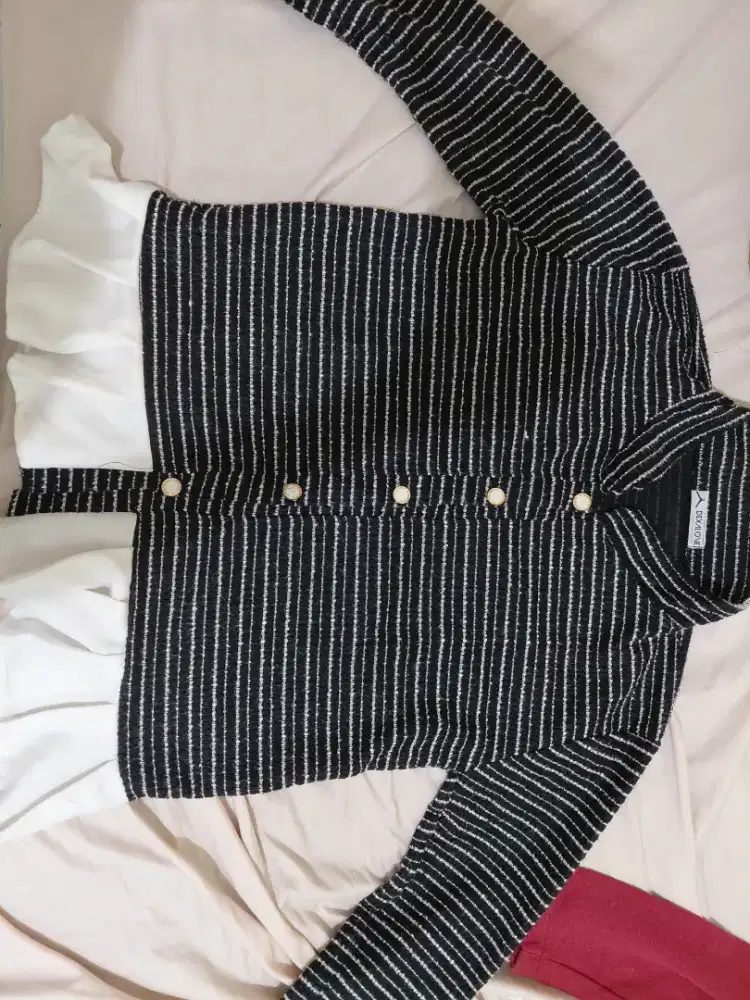 Preloved atasan hitam