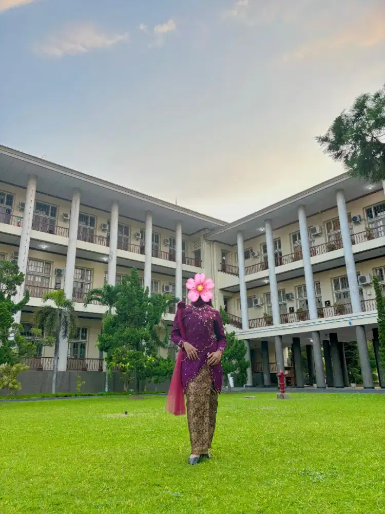 Kebaya wanita berpasangan like new