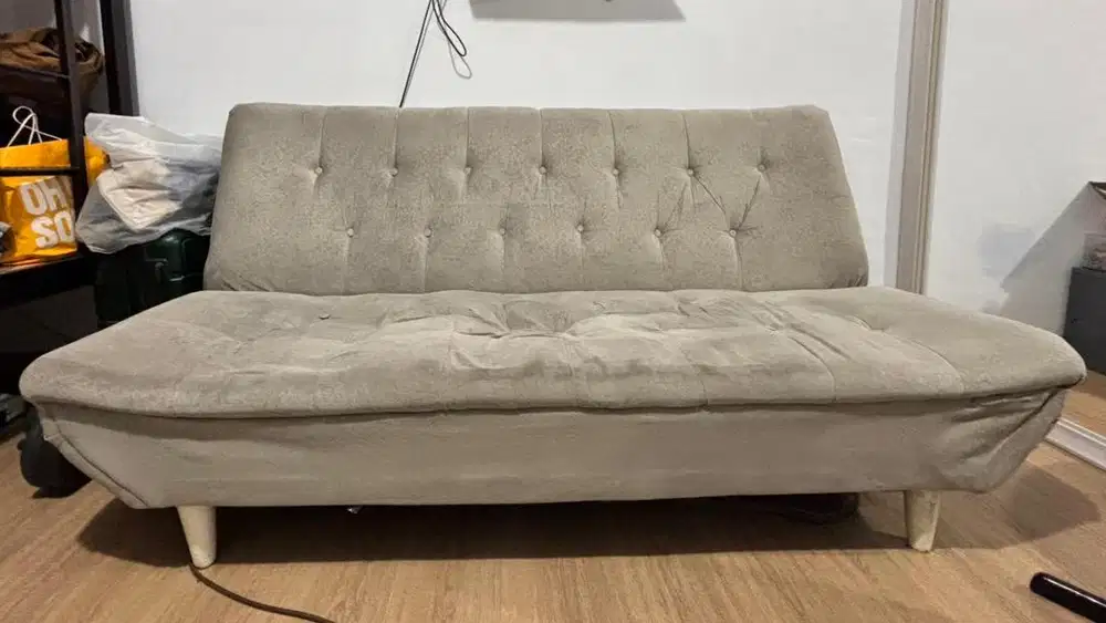 Sofabed bekas, layak pakai