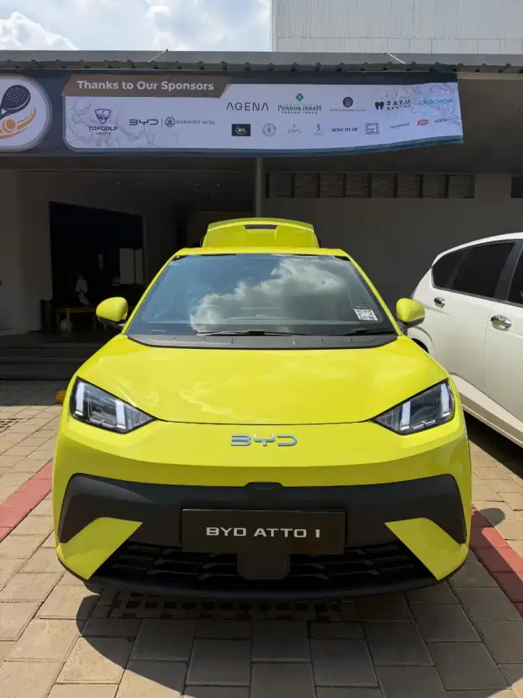 Atto 1 Dynamic Hatchback