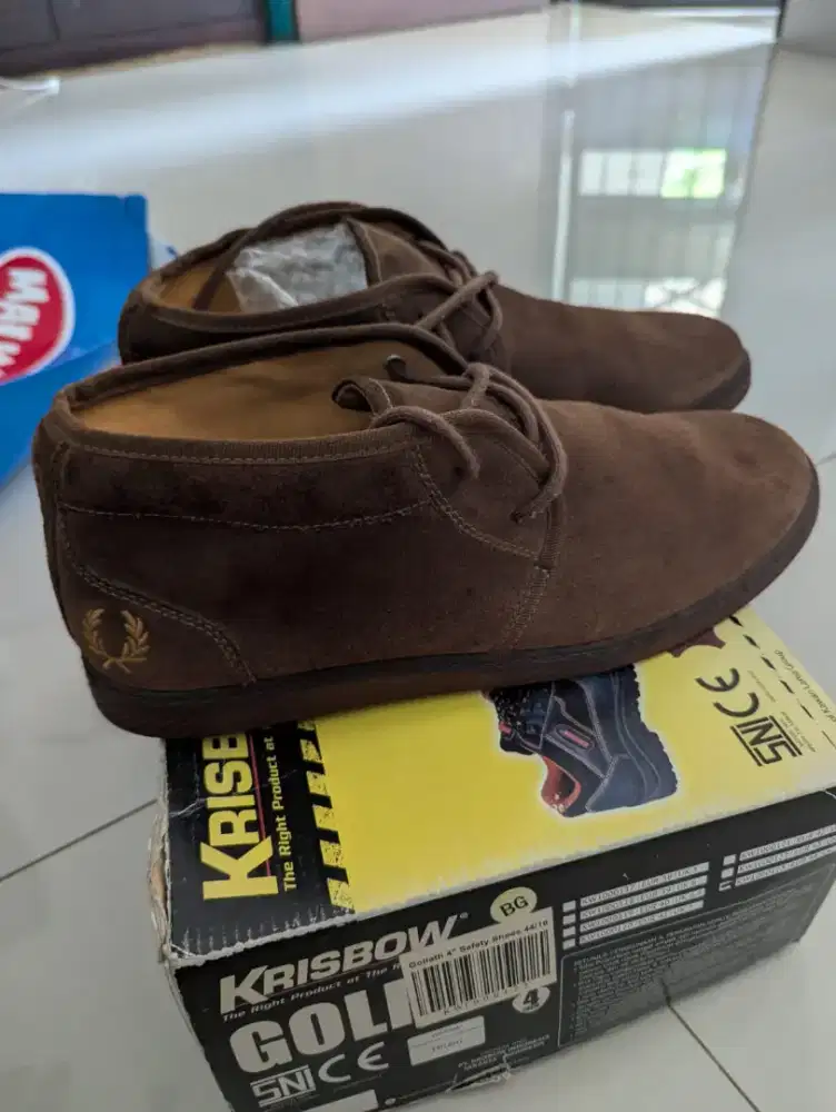 For sale sepatu boot