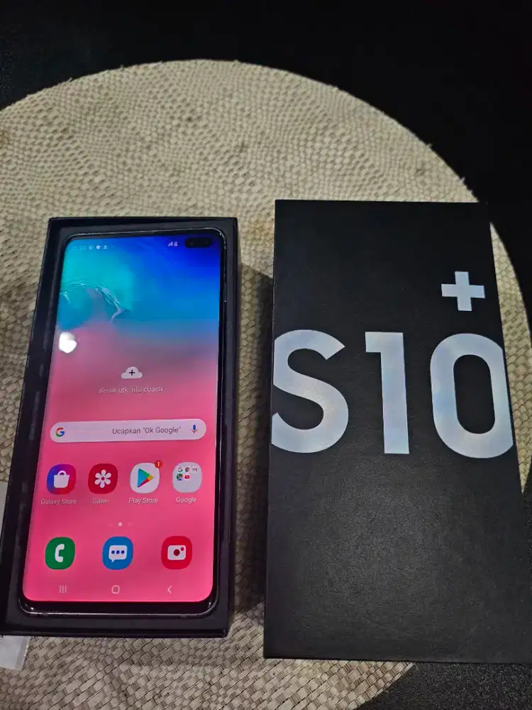SAMSUNG S10+  Ram8/128