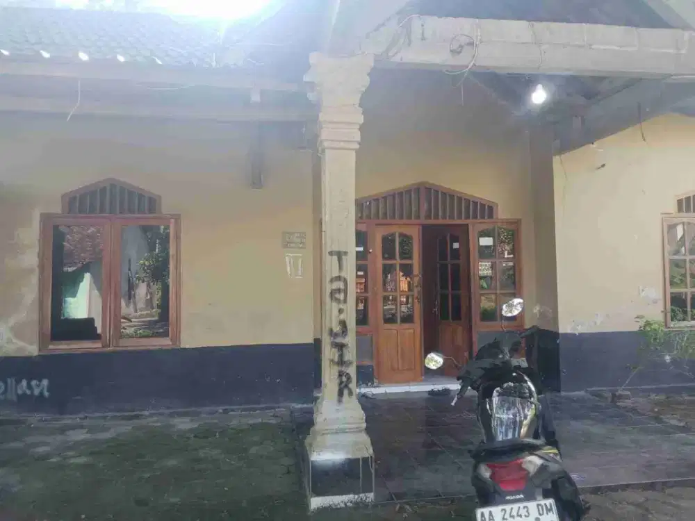 Rumah kontrakan di maguwoharjo dekat jalan tajem bisa untuk usaha dekat kampus unriyo instiper sadar paingan