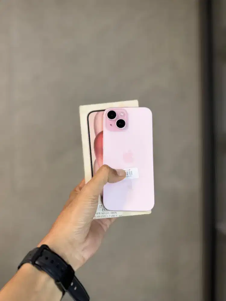 Ready 15 128gb pink second ibox fullset bisa cicilan