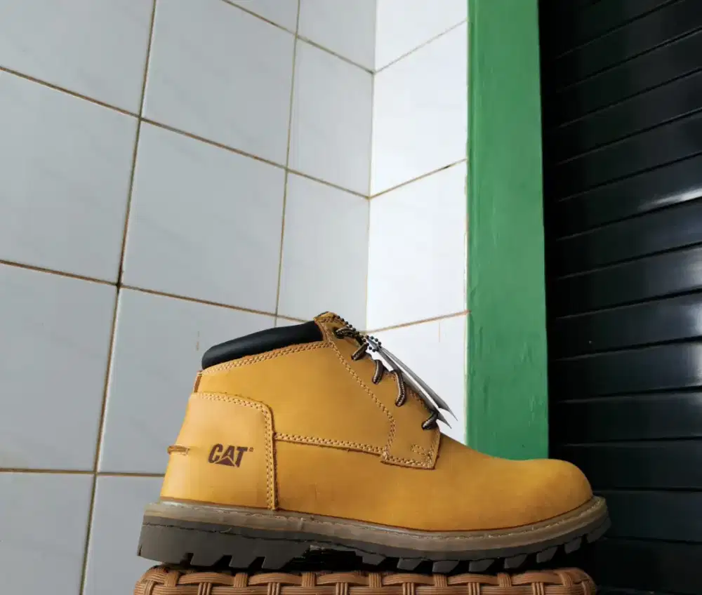 Caterpillar size 43 original