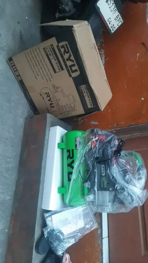 Jual kompresor masih baru lom sempet pake karna salah beli minat inbok