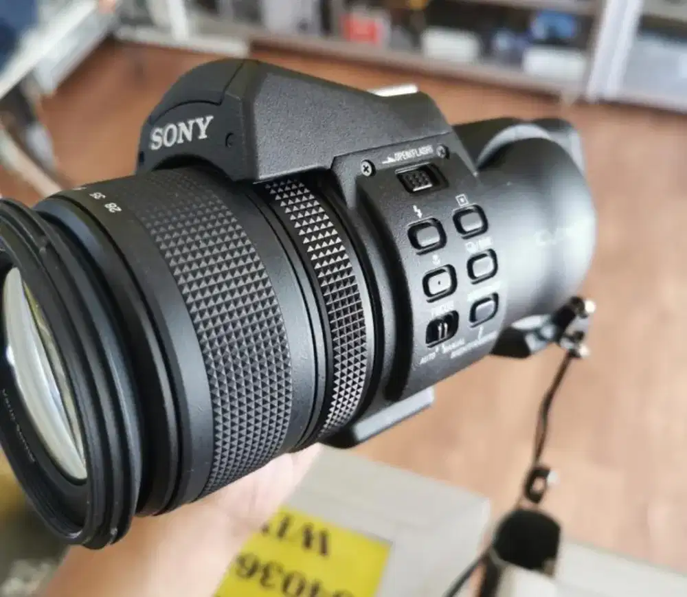 KAMERA SONY DSC F828