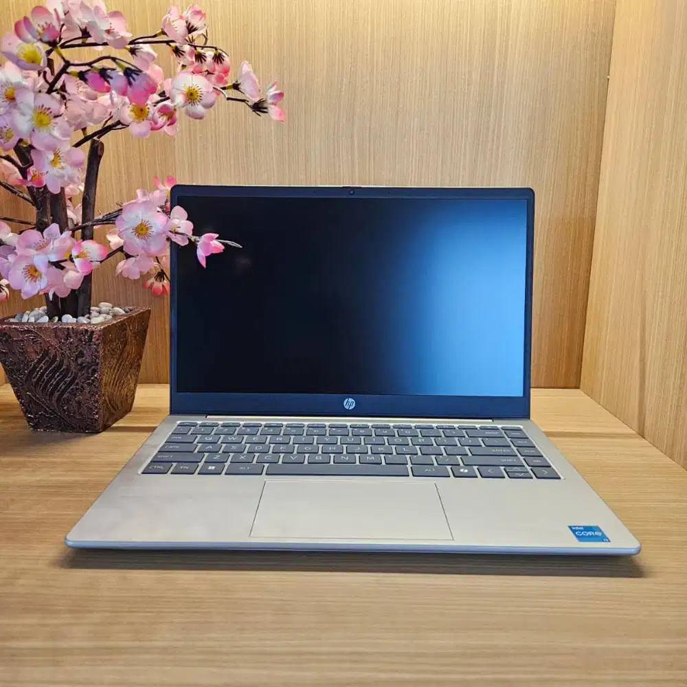 Laptop HP 14-ep0260TU ep0261TU Intel Core i3 1315U 8GB 512GB SSD